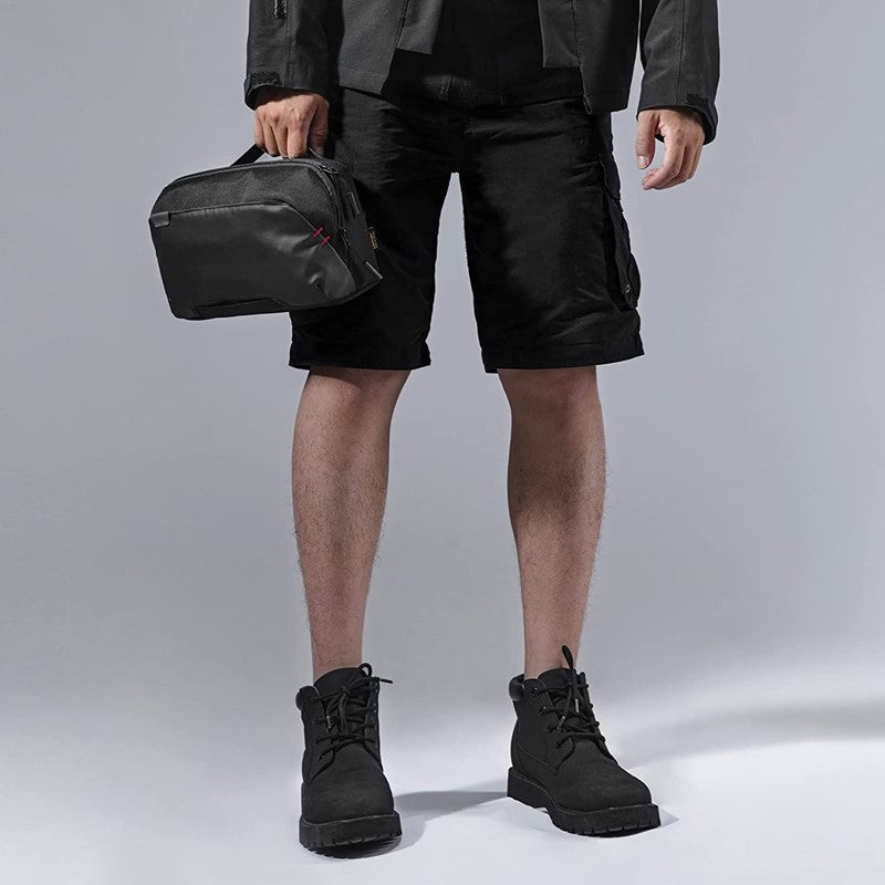 Tomtoc G-Sling Bag for Nintendo Switch-OLED Model - Black Tomtoc G-Sling Bag for Nintendo Switch-OLED Model - Black